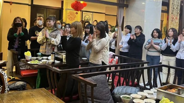 兰州797966金沙娱场城集团举行“三?八”妇女节联欢运动！